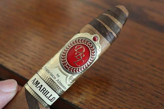 Single DBL Tamo Lindo El Amarillo Fancy Belicoso